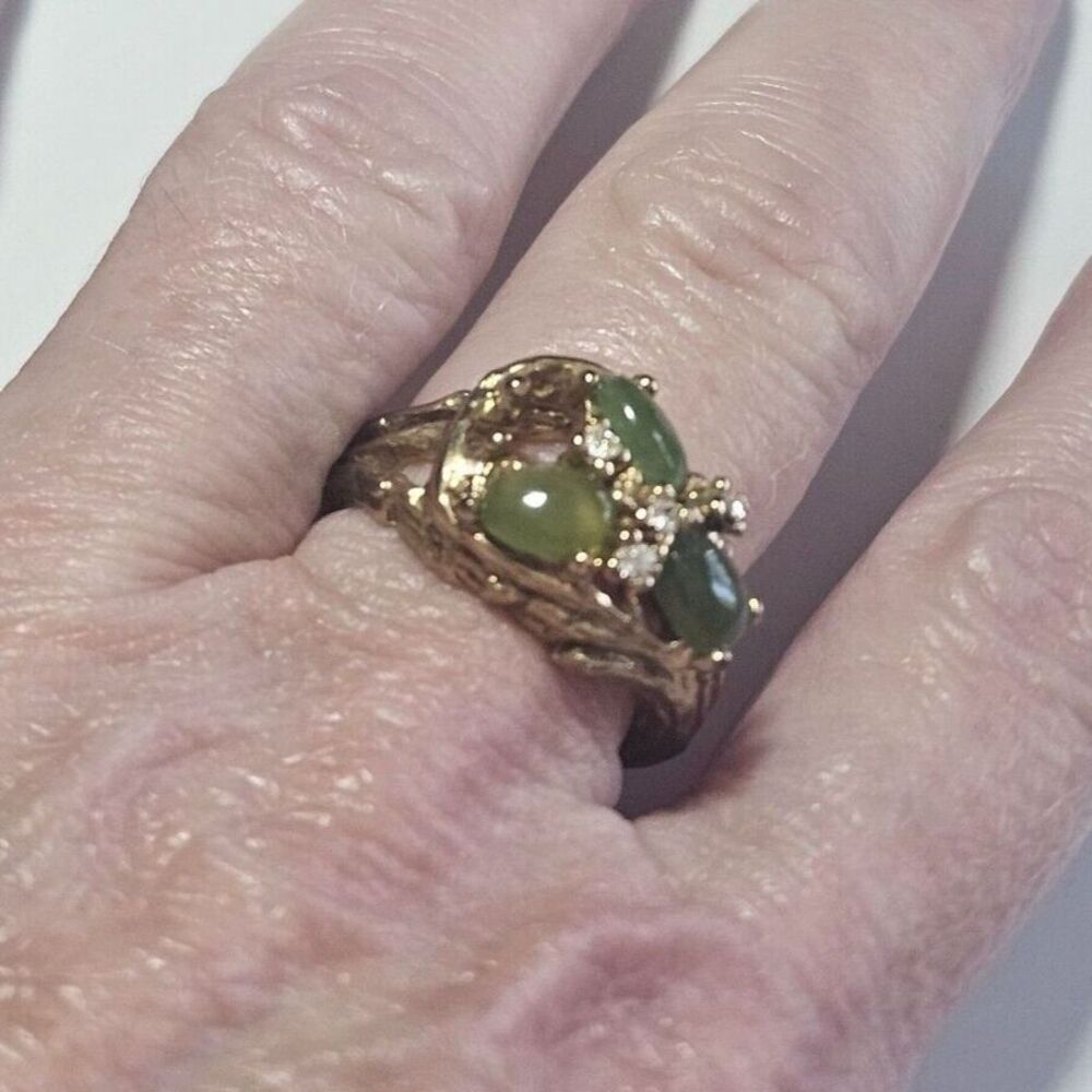 Vintage Uncas gold tone jadeite ring size 7